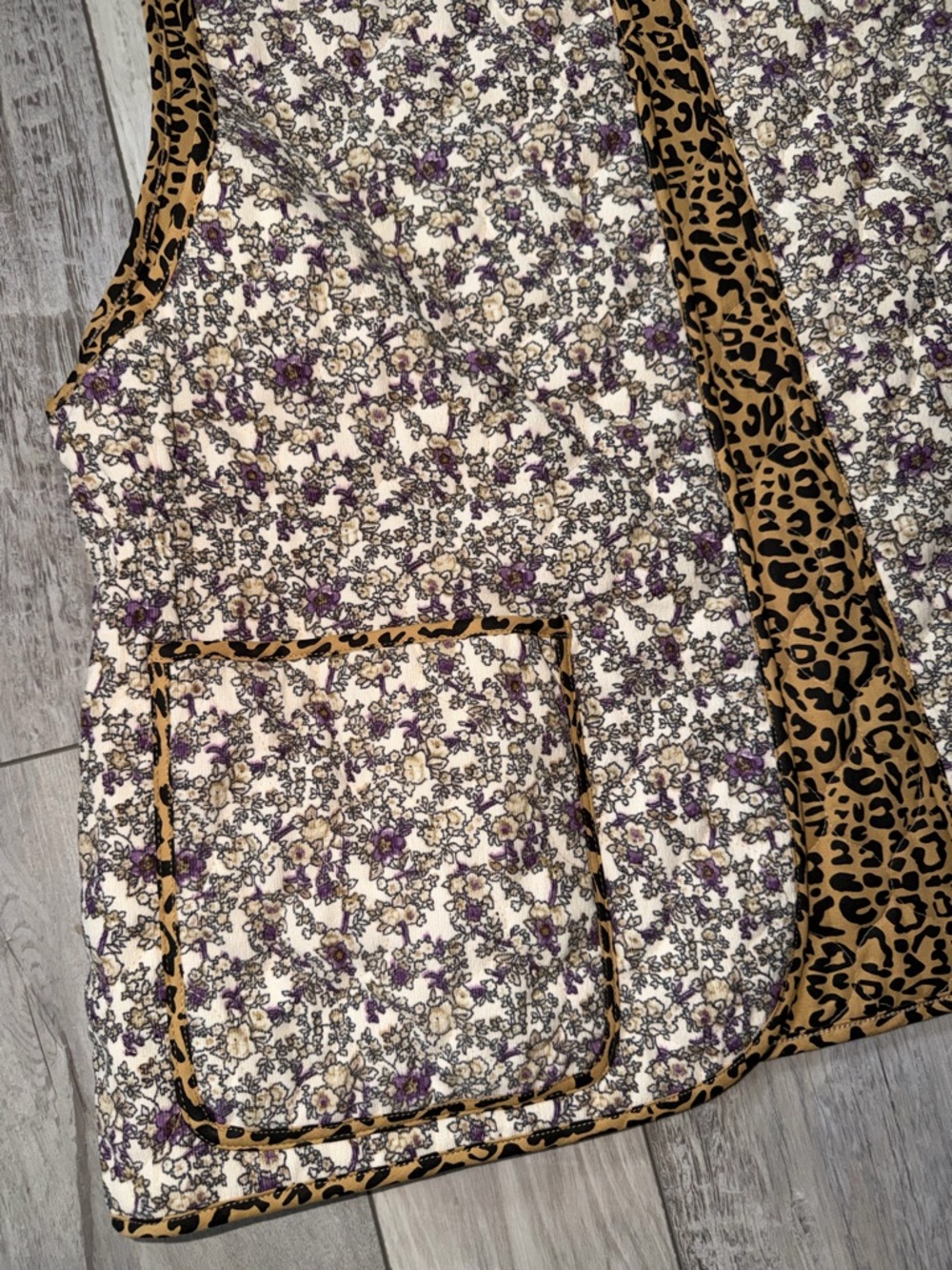 NWT-POL Floral Courdory Quilted Cheetah Oversized Vest Size small / medium - Picture 4 of 9